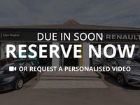 Used Renault Clio V Iconic 140 HP (102 kW) 2022 Velencia orange  Hatchback