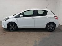 Second-hand Toyota Yaris Hybrid 100 CP (73 kW) 2019 Alb Hatchback