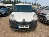 Used Vauxhall Combo 2015 White MPV