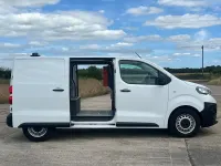 Used Peugeot Expert 2017 White Van