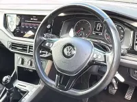 Used VW Polo SE 94 HP (69 kW) 2018 Grey Hatchback