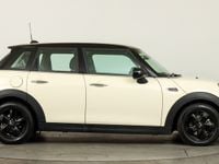 Used Mini Cooper Classic 134 HP (98 kW) 2020 White Hatchback