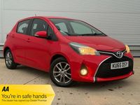 Used Toyota Yaris 99 HP (72 kW) 2015 Red Hatchback