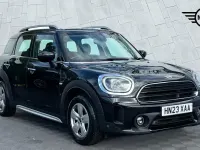 Usado Mini Cooper Countryman Classic 134 HP (98 kW) 2023 Preto SUV