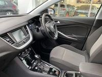 used Vauxhall Grandland X 1.2 Turbo SE 5dr Auto [8 Speed] - 2019 (69)