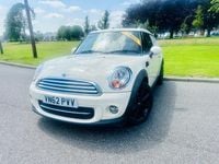 Used Mini Cooper D 110 HP (80 kW) 2012 White Hatchback