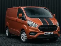 Used Ford Transit Custom Limited 130 HP (95 kW) 2019 Orange Van