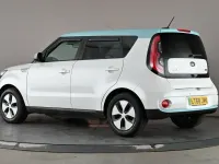 Used Kia Soul EV 80 kW (110 HP) 2018 White SUV