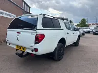 Used Mitsubishi L200 134 HP (98 kW) 2014 White Pickup