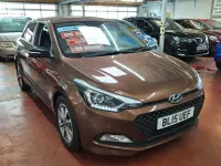 Used Hyundai i20 Premium 100 HP (73 kW) 2015 Brown Hatchback