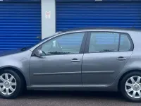 Usado VW Golf IV SE 2006 Cinzento Citadino