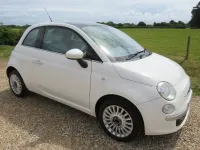 Used Fiat 500 Lounge 69 HP (50 kW) 2010 White Hatchback