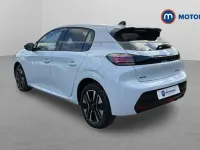 Neu Peugeot 208 Allure 111 PS (81 kW) 2026 Schwarz Kleinwagen
