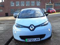 Used Renault Zoe Dynamique 64 kW (88 HP) 2015 Blue Hatchback