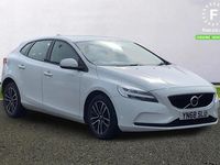 Used Volvo V40 Momentum 122 HP (89 kW) 2018 White Hatchback