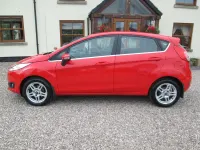 Used Ford Fiesta Zetec 82 HP (60 kW) 2014 Red Hatchback