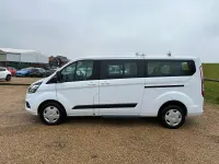Begagnad Ford Tourneo S 130 HK (95 kW) 2022 Vit Minibuss