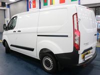 Używany Ford Transit Custom 105 KM (77 kW) 2018 Biały Van
