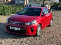 Usado Kia Rio 89 HP (65 kW) 2017 Vermelho Citadino
