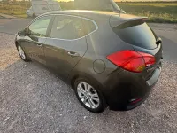 Used Kia Ceed 2014 Silver Hatchback