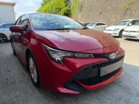 Used Toyota Corolla 122 HP (89 kW) 2019 Red Hatchback