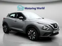 Używany Nissan Juke Acenta 114 KM (83 kW) 2022 Szary SUV