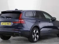 Used Volvo V60 CC Plus 190 HP (139 kW) 2020 Estate