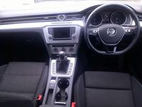 Used VW Passat Business 2015 White Estate