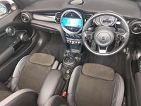 Używany Mini Cooper S Cabriolet Sport 178 KM (130 kW) 2021 Zielony Kabriolet