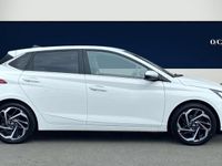 Used Hyundai i20 Premium 100 HP (73 kW) 2022 White Hatchback