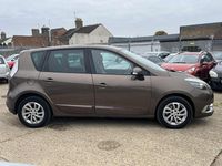 Used Renault Scénic III Dynamique 2014 Bronze MPV