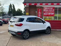 Used Ford Ecosport Titanium 95 HP (69 kW) 2017 White SUV