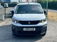 Used Peugeot Partner 2019 White MPV