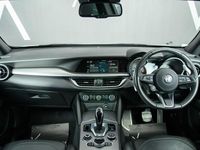 Used Alfa Romeo Stelvio Veloce 280 HP (205 kW) 2022 White SUV