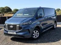 Used Ford Transit Custom Limited 170 HP (125 kW) 2024 Blue Van