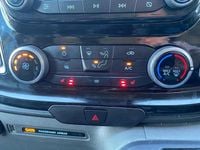 Used Ford Transit Custom Limited 130 HP (95 kW) 2021 White Van