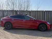 Used Tesla Model S 311 kW (423 HP) 2017 Red Hatchback