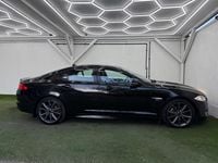 Second-hand Jaguar XF R-Sport 200 CP (147 kW) 2015 Negru Berlinǎ