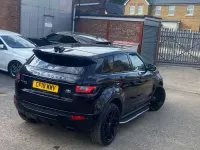 Used Land Rover Range Rover evoque HSE Dynamic 180 HP (132 kW) 2018 Black Estate