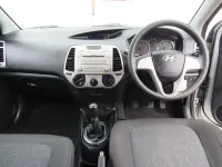Used Hyundai i20 Classic 78 HP (57 kW) 2011 Silver Hatchback