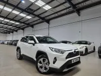 Used Toyota RAV4 Design 218 HP (160 kW) 2021 White SUV