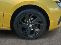 Used Vauxhall Astra S 130 HP (95 kW) 2023 Yellow Hatchback