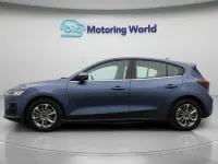 Usado Ford Focus Titanium 125 HP (91 kW) 2023 Azul Citadino