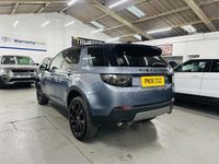 Used Land Rover Discovery Sport HSE 180 HP (132 kW) 2018 Blue SUV