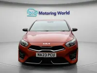 Begagnad Kia ProCeed GT-Line 158 HK (116 kW) 2023 Orange Kombi