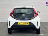 Used Toyota Aygo X PURE 72 HP (52 kW) 2022 White SUV
