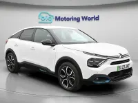 Używany Citroën e-C4 Shine 100 kW (136 KM) 2023 Hatchback