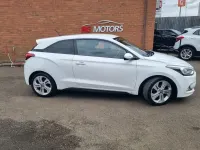 Used Hyundai i20 Sport 84 HP (61 kW) 2015 White Coupe