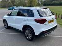 Used Suzuki Vitara SZ-T 112 HP (82 kW) 2019 White SUV
