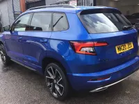 Usado Skoda Karoq SportLine 150 HP (110 kW) 2020 Azul SUV